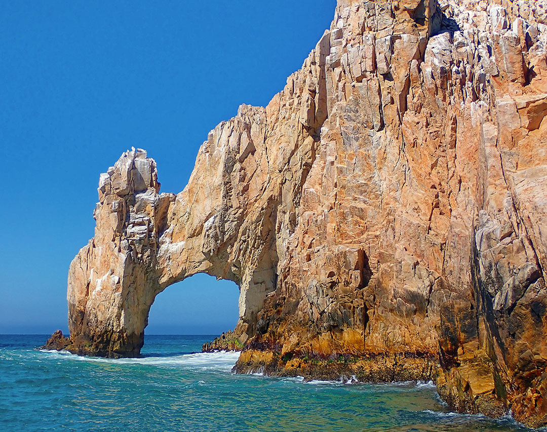 beautiful-view-of-the-arch-of-cabo-san-lucas-in-ba-1080