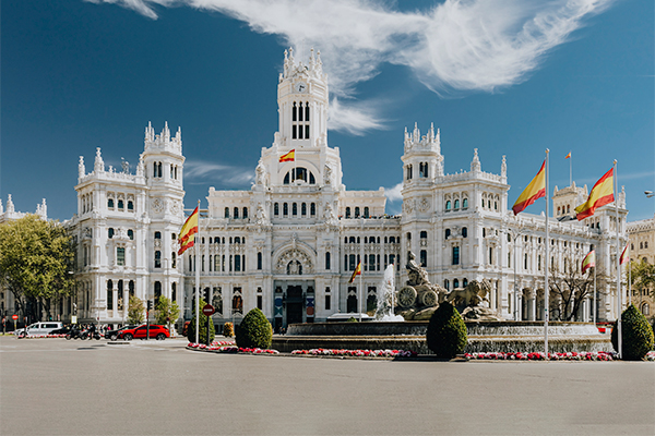 plaza-de-cibeles-600