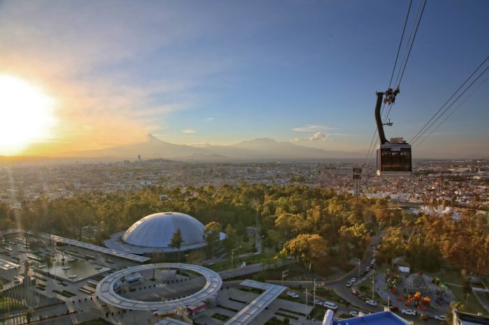 teleferico-Puebla-Ciudad-vista-dia-volcan-700x466