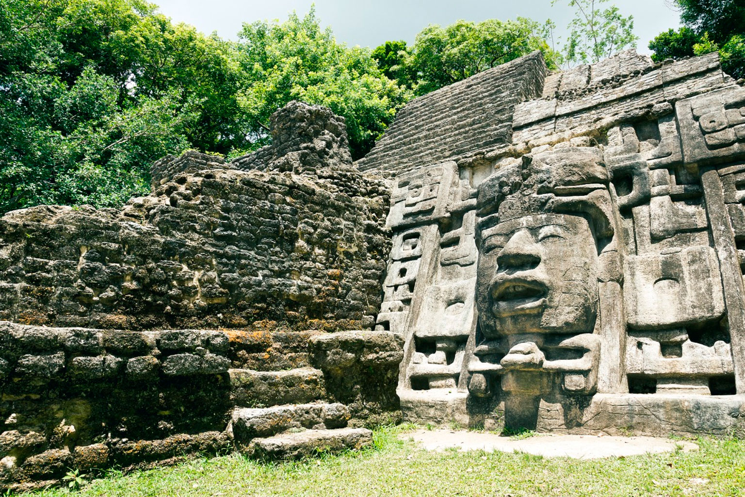 belice-xunantunich2
