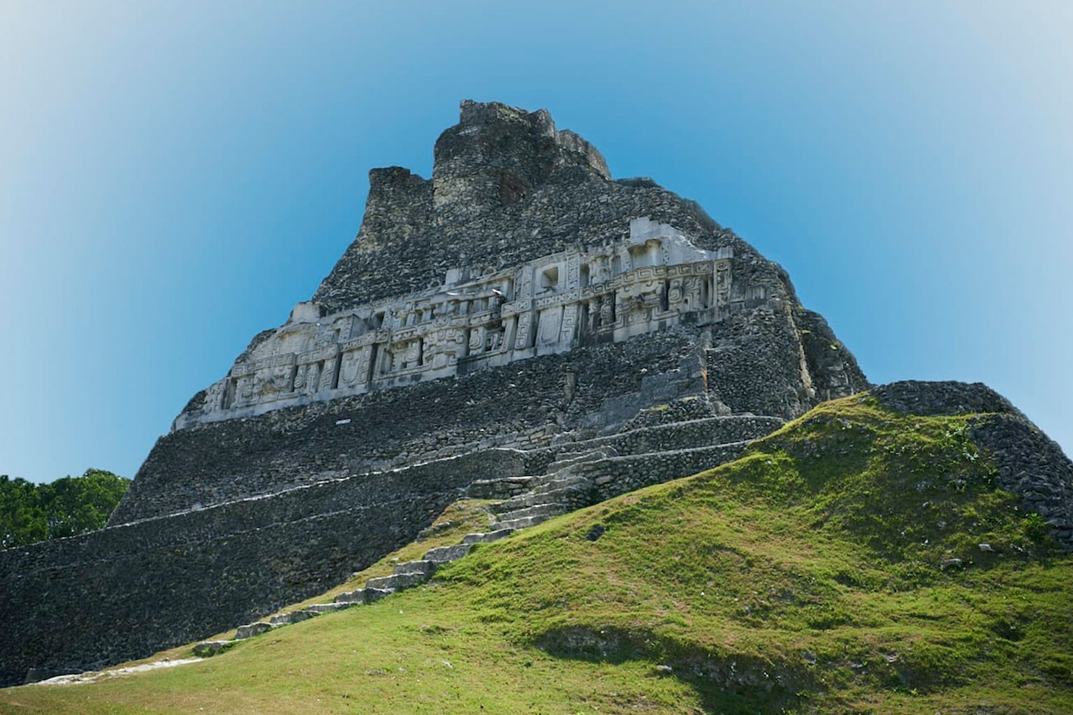 belice-xunantunich3