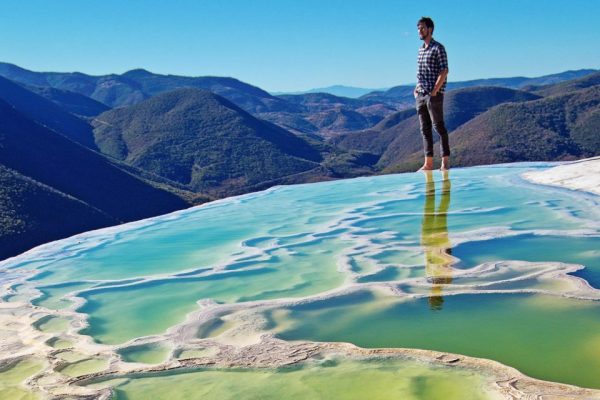 1_Hierve-el-Agua-Oaxaca-Fotolia_128693009_Subscription_Monthly_XXL-1024x640