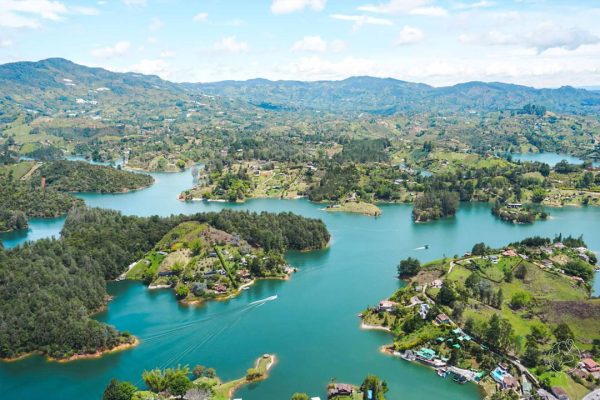 colombia-medellin-guatape