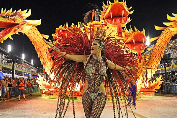 turismo-carnaval-de-rio